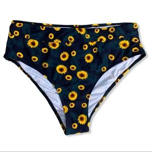 Cupshe sunflower print high waisted bottoms XXL